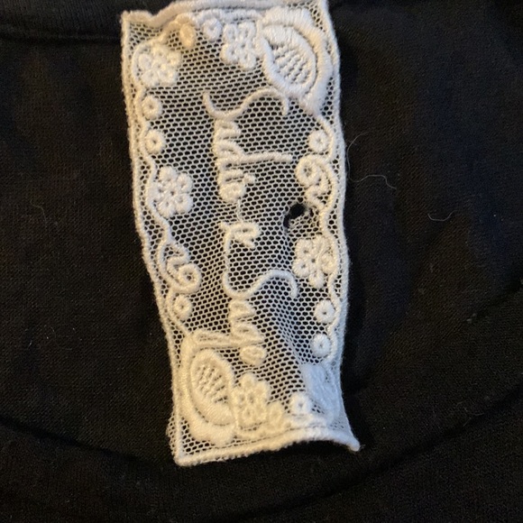 Black top - Picture 2 of 3